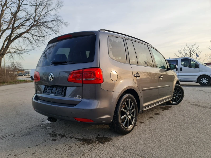 VW Touran FACE LIFT/R-LINE, снимка 4 - Автомобили и джипове - 49394483