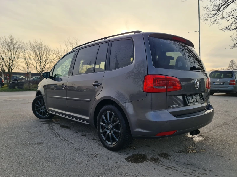 VW Touran FACE LIFT/R-LINE, снимка 5 - Автомобили и джипове - 49394483