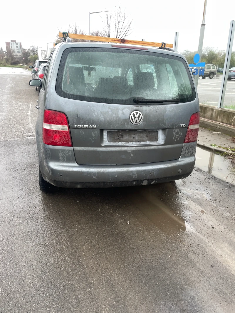 VW Touran 1.9 TDI.DSG. tip.BKC, снимка 4 - Автомобили и джипове - 49732093