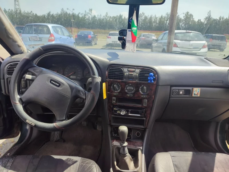 Volvo V40, снимка 11 - Автомобили и джипове - 52469291
