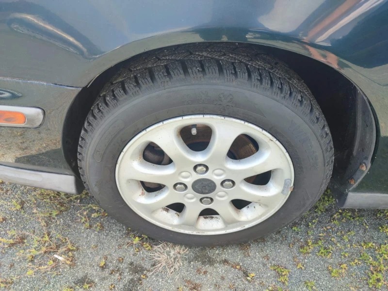 Volvo V40, снимка 8 - Автомобили и джипове - 52469291