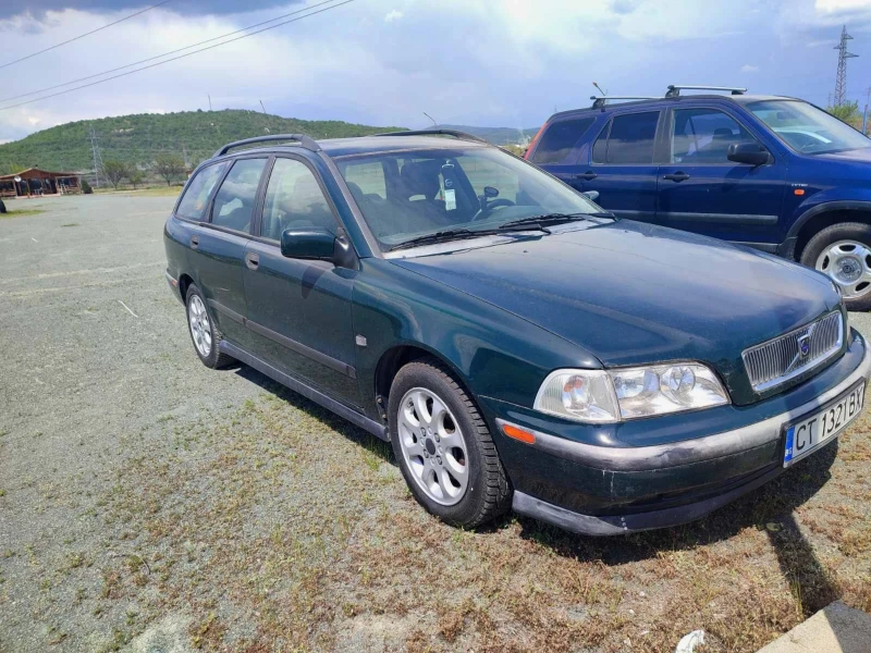 Volvo V40, снимка 6 - Автомобили и джипове - 52469291