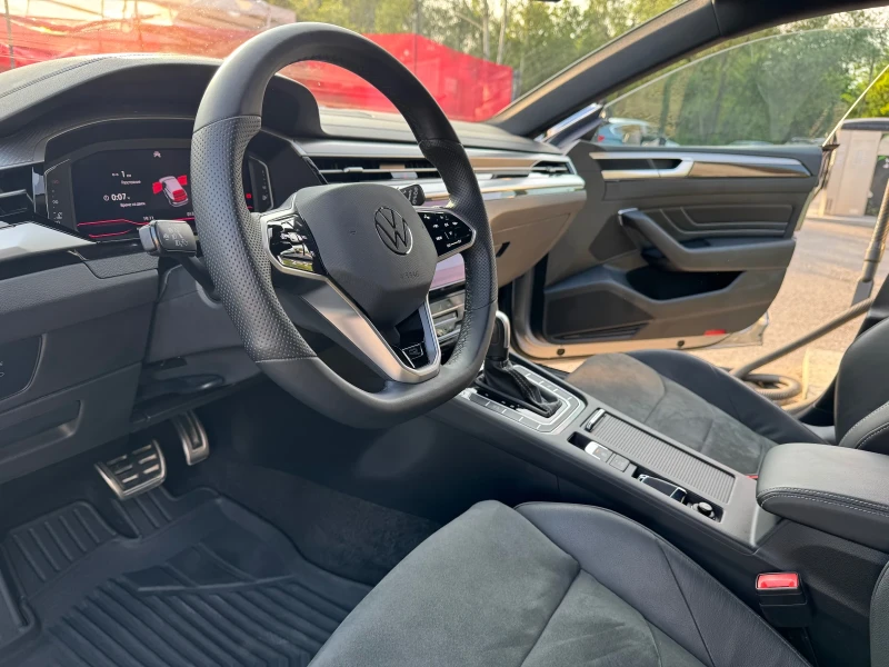 VW Arteon Shooting brake, снимка 8 - Автомобили и джипове - 51648153