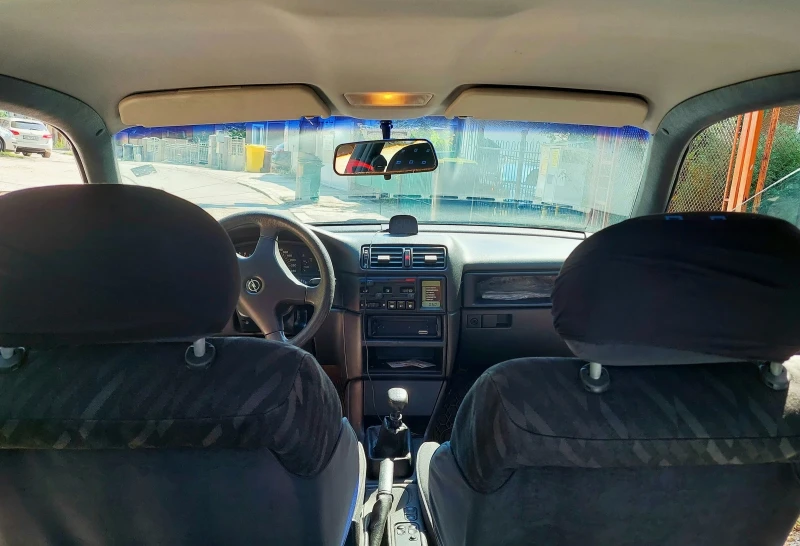 Opel Calibra 2.0i, снимка 8 - Автомобили и джипове - 52355527