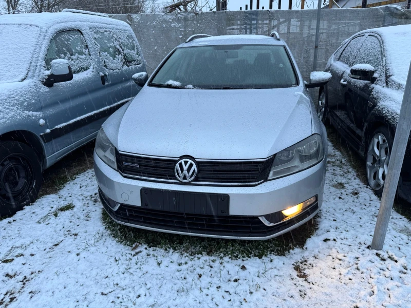 VW Passat 1.6 TDI , снимка 2 - Автомобили и джипове - 53306331