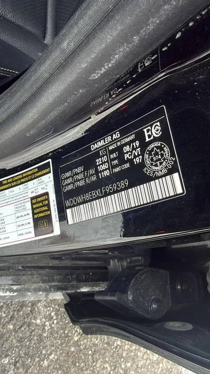 Mercedes-Benz C 300 CARFAX, снимка 11 - Автомобили и джипове - 53443214