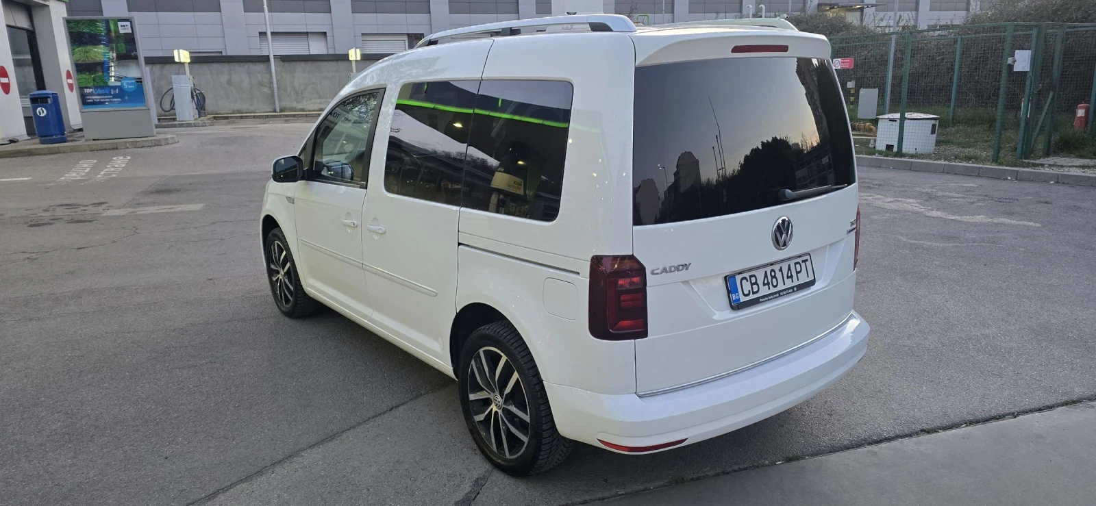 VW Caddy ФАБРИЧЕН МЕТАН / 6+ 1 Места  - изображение 5