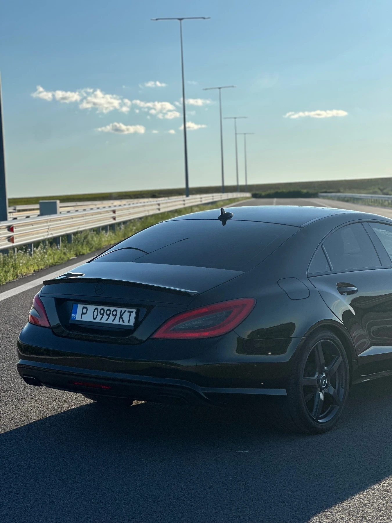 Mercedes-Benz CLS 350 AMG - изображение 2