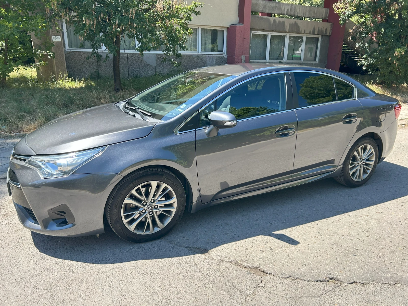 Toyota Avensis  - изображение 2
