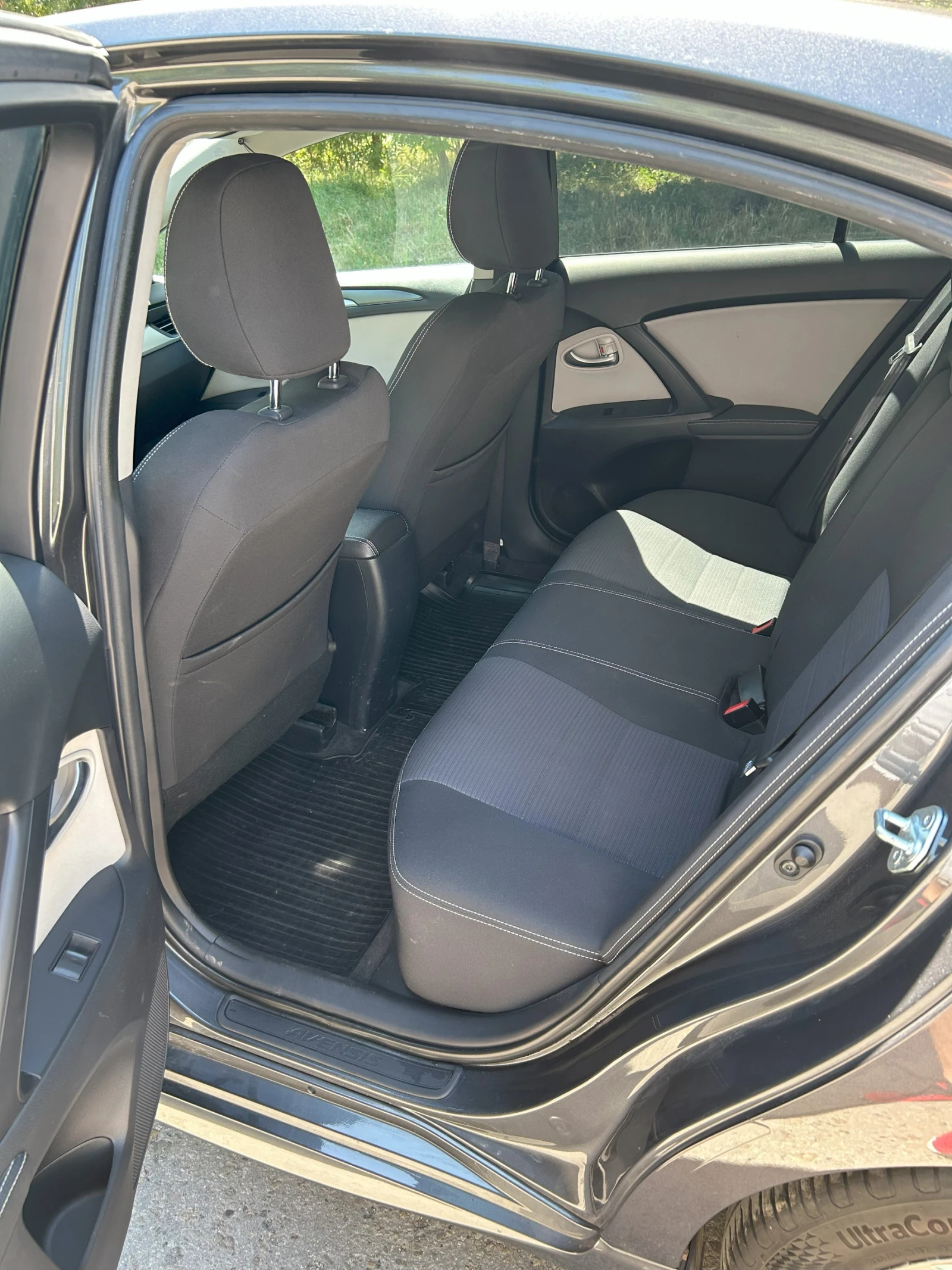 Toyota Avensis  - изображение 7