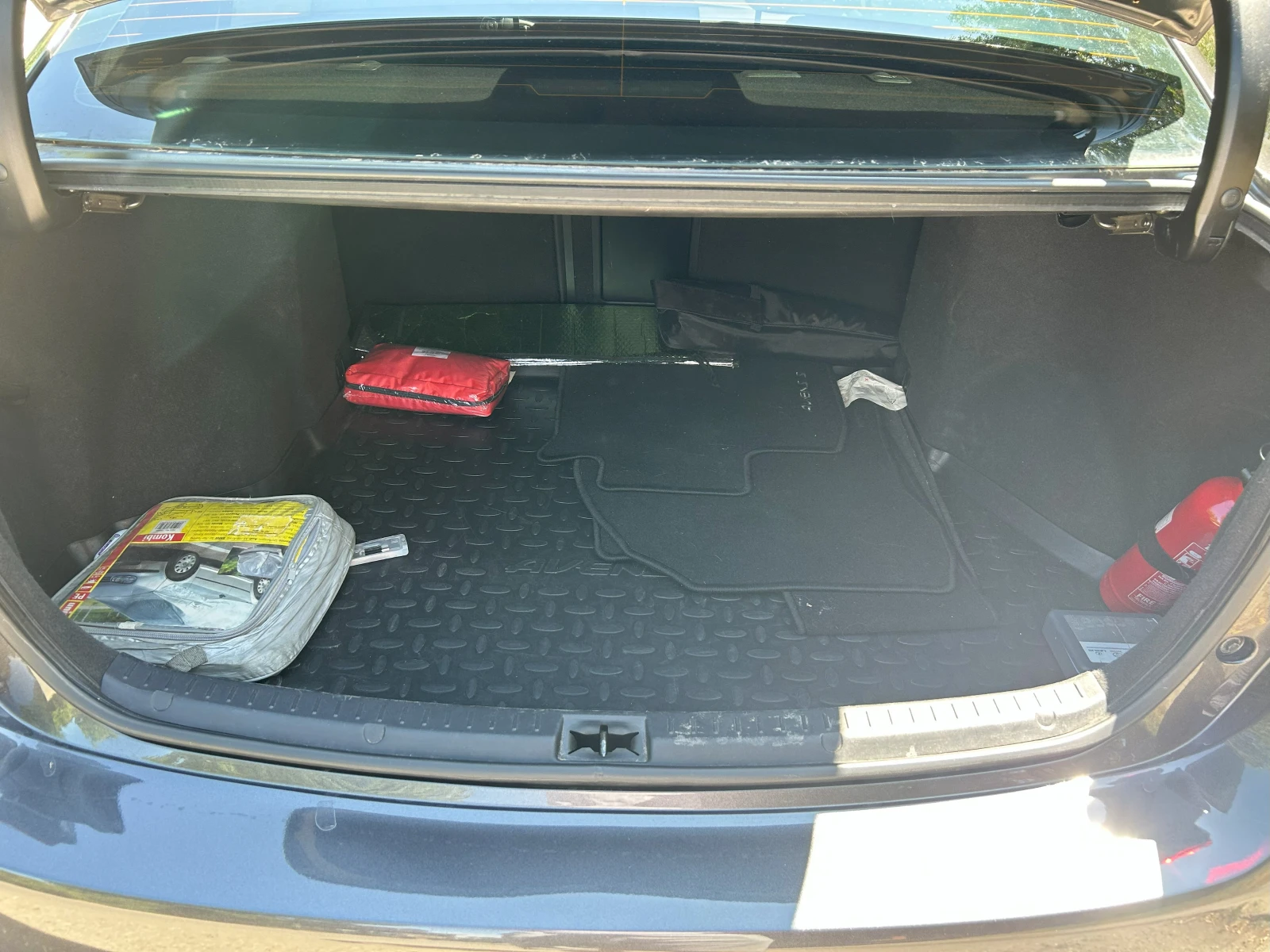 Toyota Avensis  - изображение 5