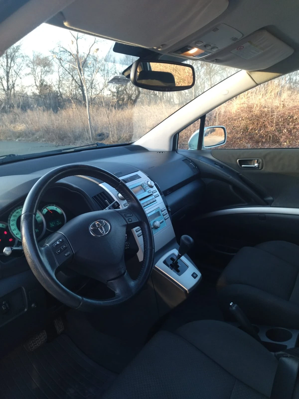 Toyota Corolla verso Verso - изображение 7