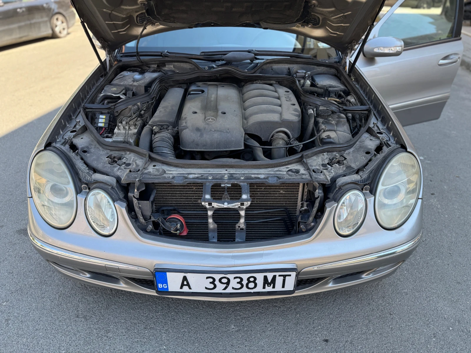 Mercedes-Benz E 220  - изображение 8