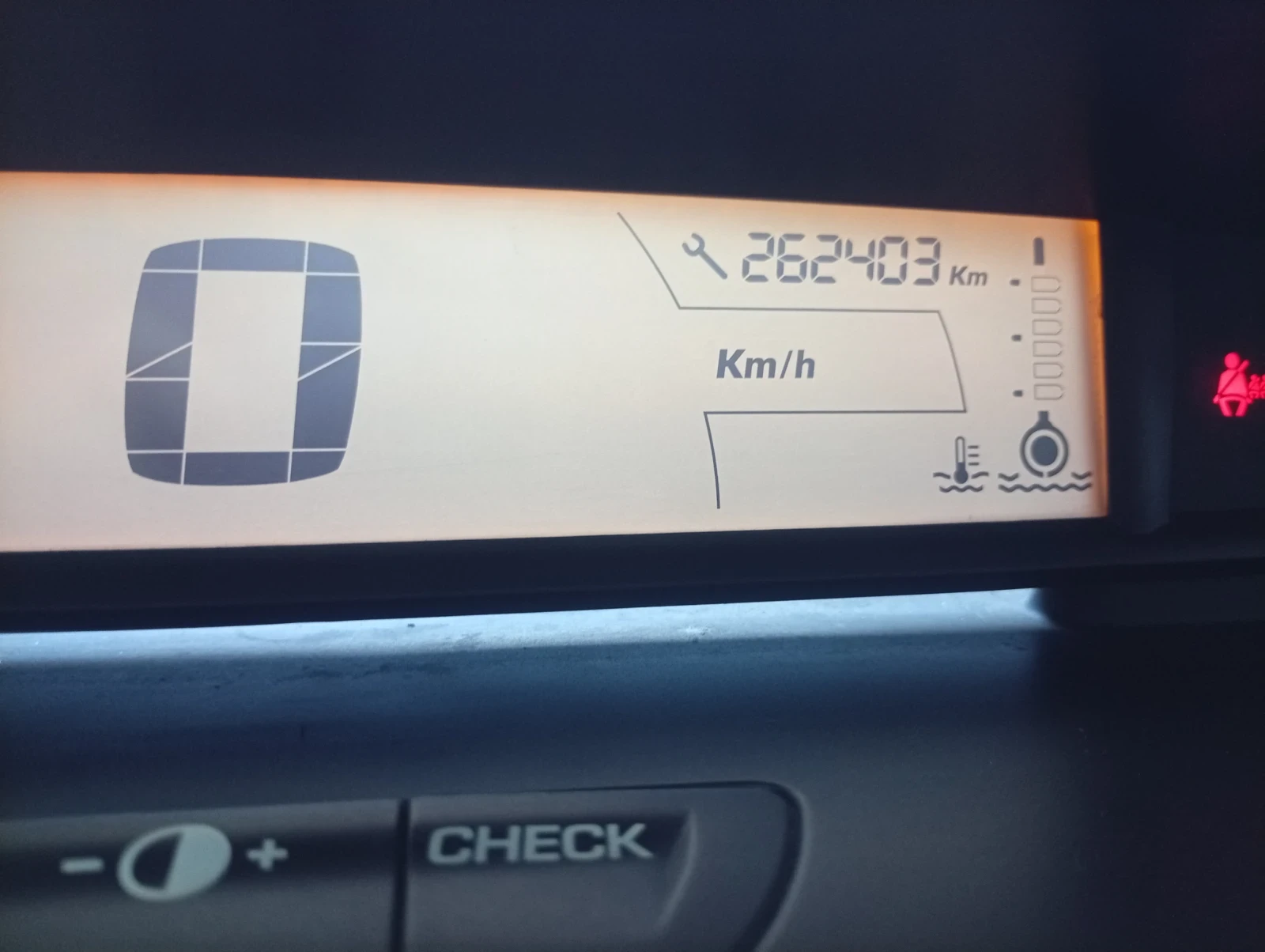 Citroen C4  - изображение 9