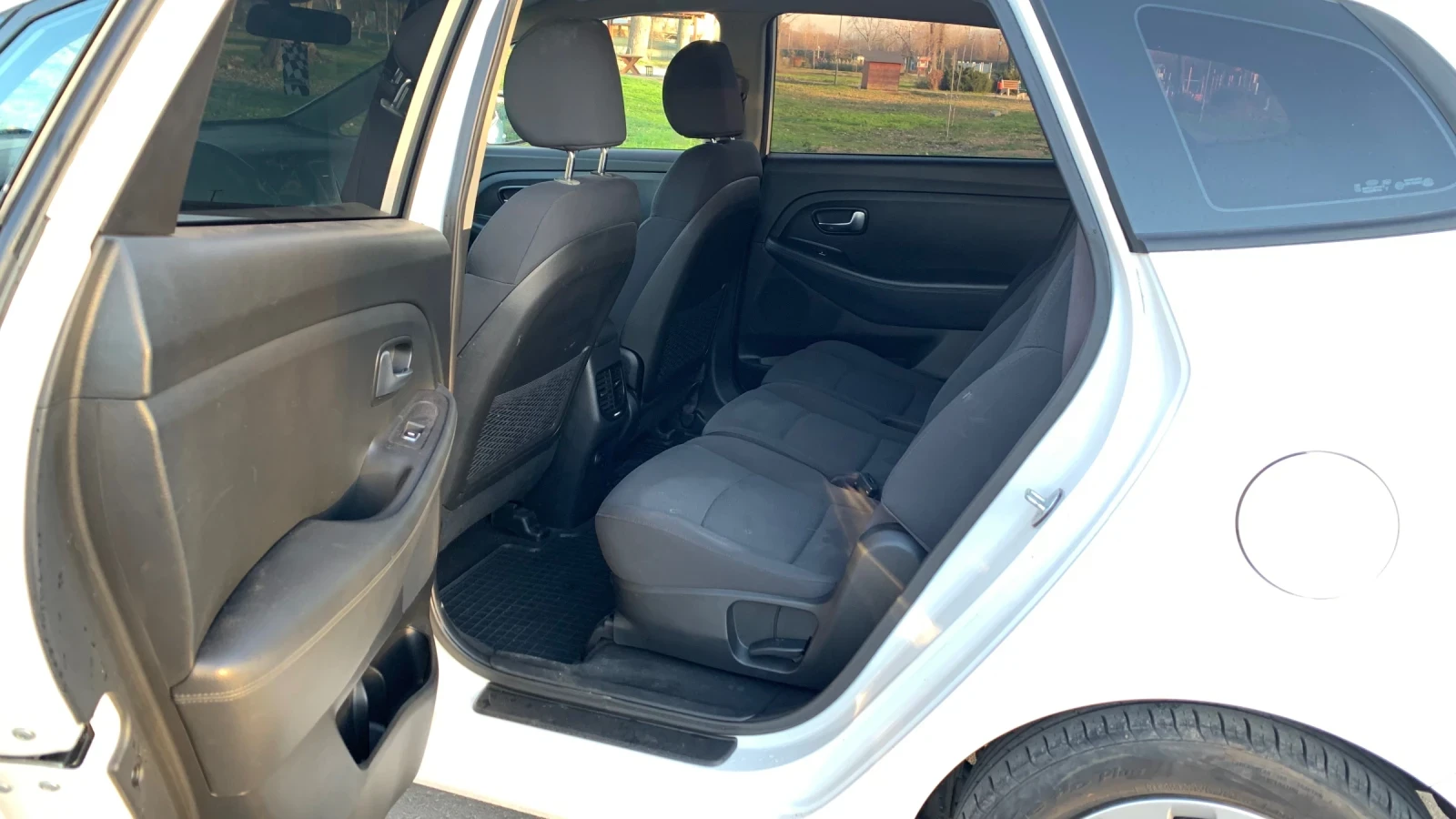 Kia Carens 1.6  | Mobile.bg � ����������� 10