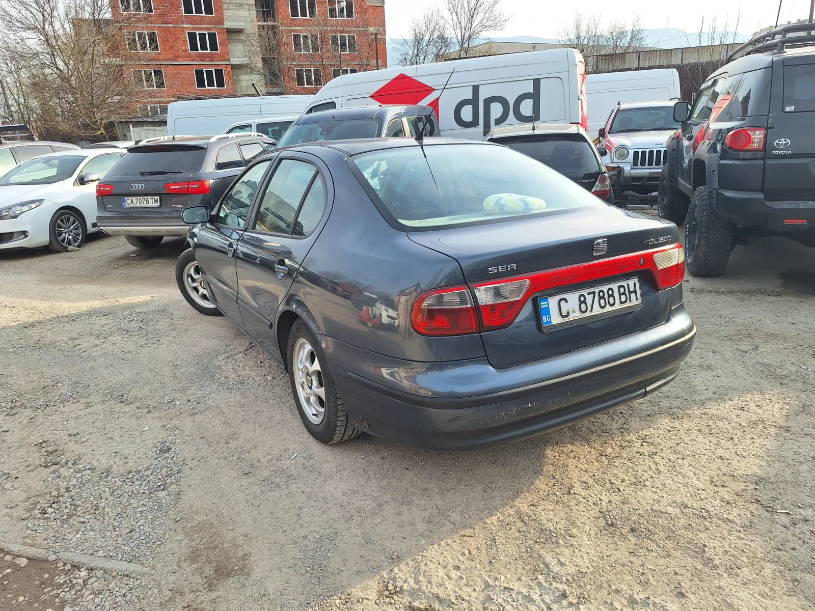 Seat Toledo 1.6, 16v, 105 к.с. ГАЗ, снимка 5 - Автомобили и джипове - 53709582