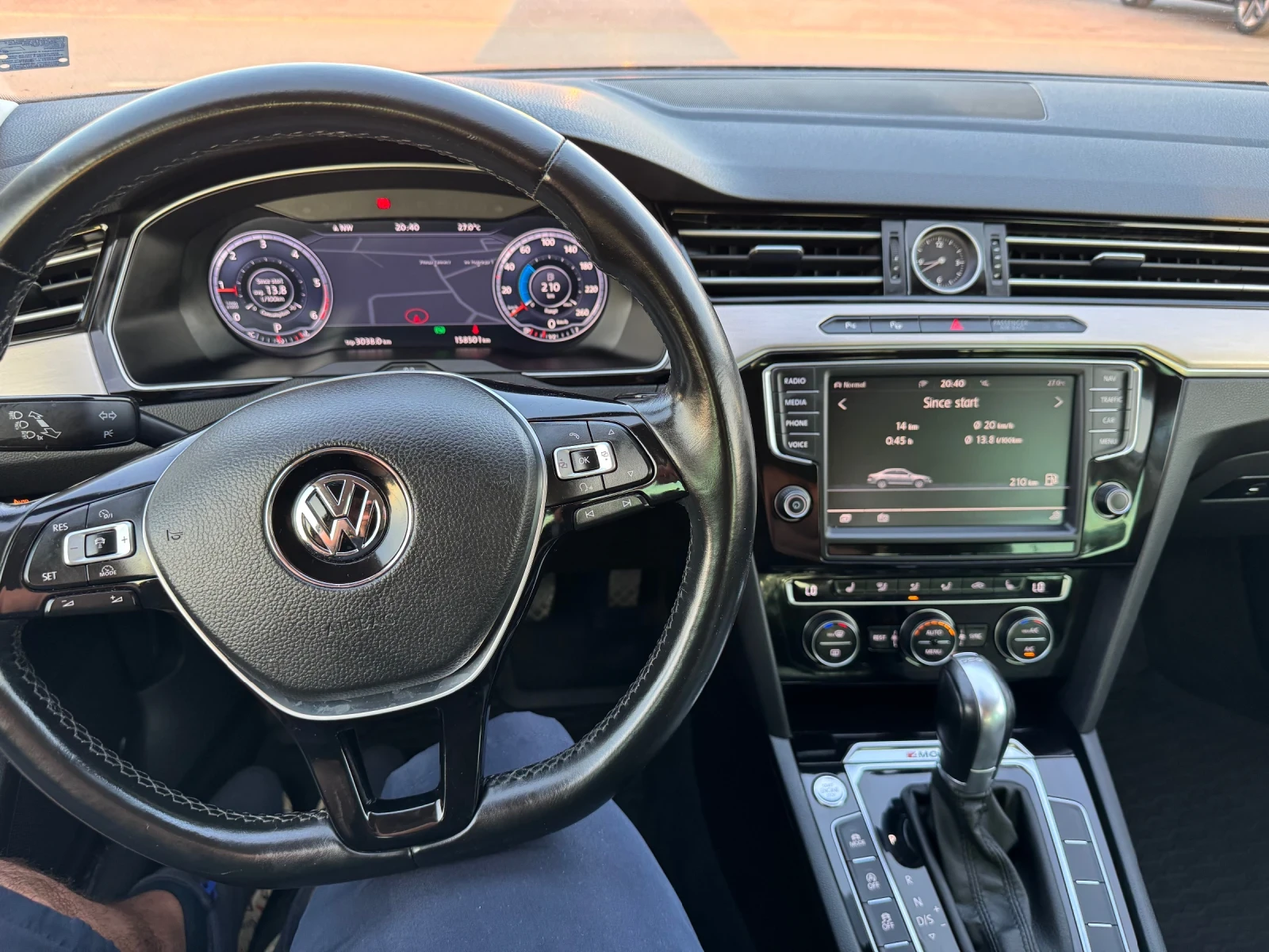 VW Passat B8 2.0 BiTDI 240 k.c. 4Motion 7DSG Highline, LED, снимка 16 - Автомобили и джипове - 53741686