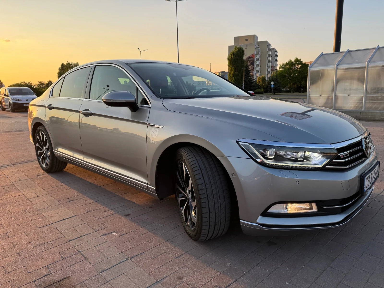 VW Passat B8 2.0 BiTDI 240 k.c. 4Motion 7DSG Highline, LED, снимка 8 - Автомобили и джипове - 53741686