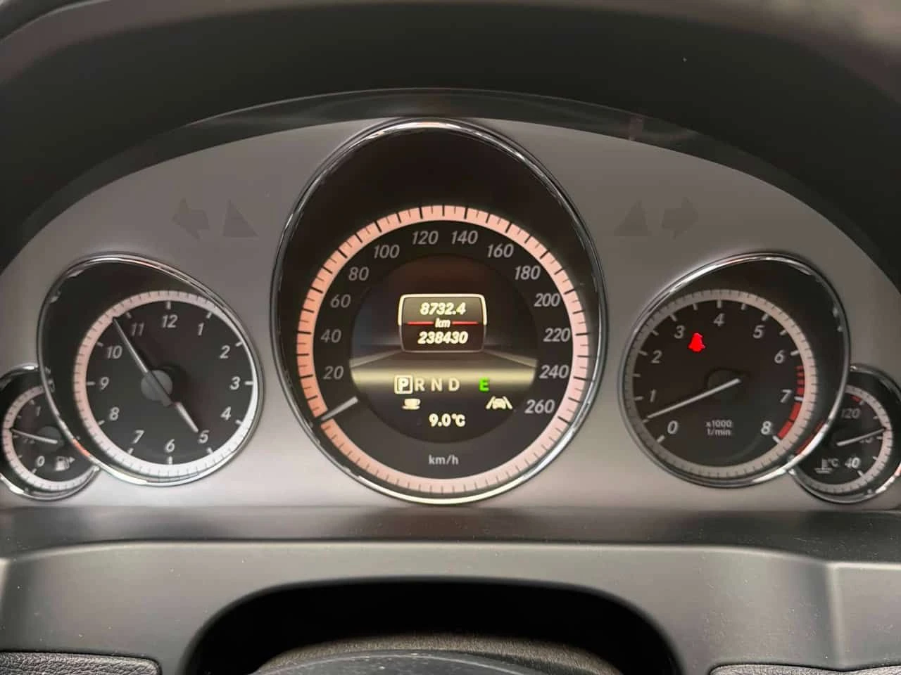 Mercedes-Benz E 350 * CARFAX * HARMAN * ���� * 2 ����� | Mobile.bg � ����������� 8