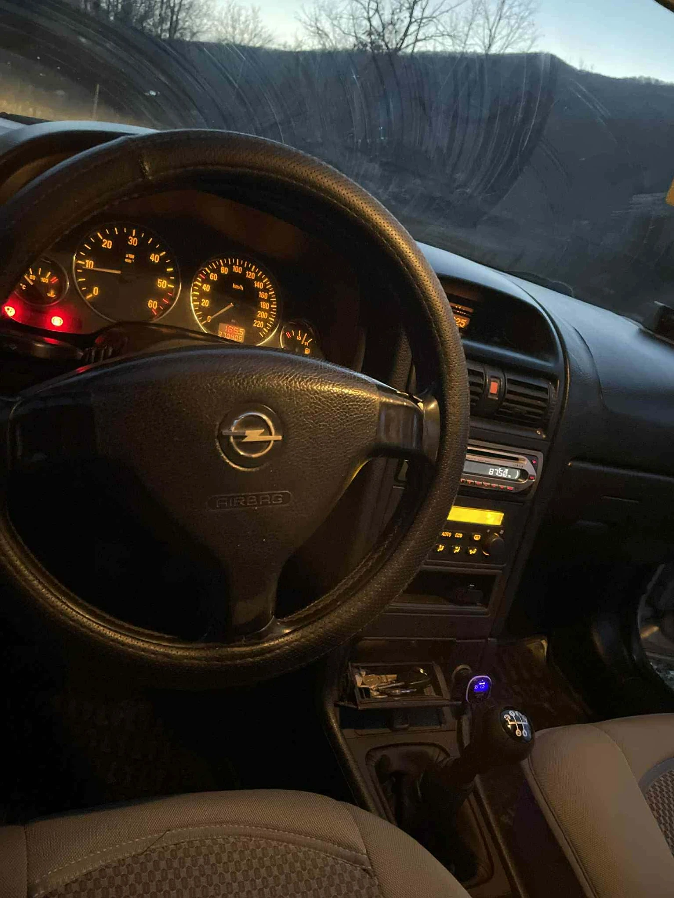 Opel Astra, снимка 14 - Автомобили и джипове - 54299013