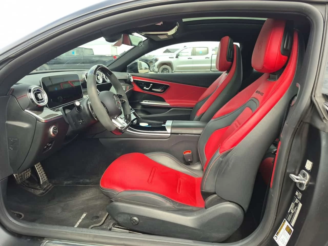 Mercedes-Benz CLE 53 AMG| 360| PANO| CARFAX| , снимка 10 - Автомобили и джипове - 54606571