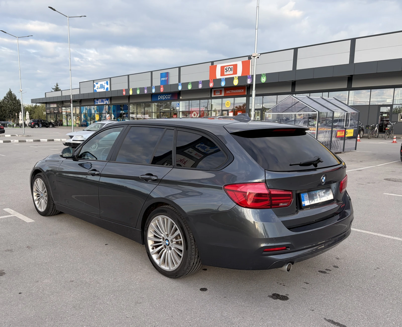 BMW 320 116, снимка 3 - Автомобили и джипове - 54818360