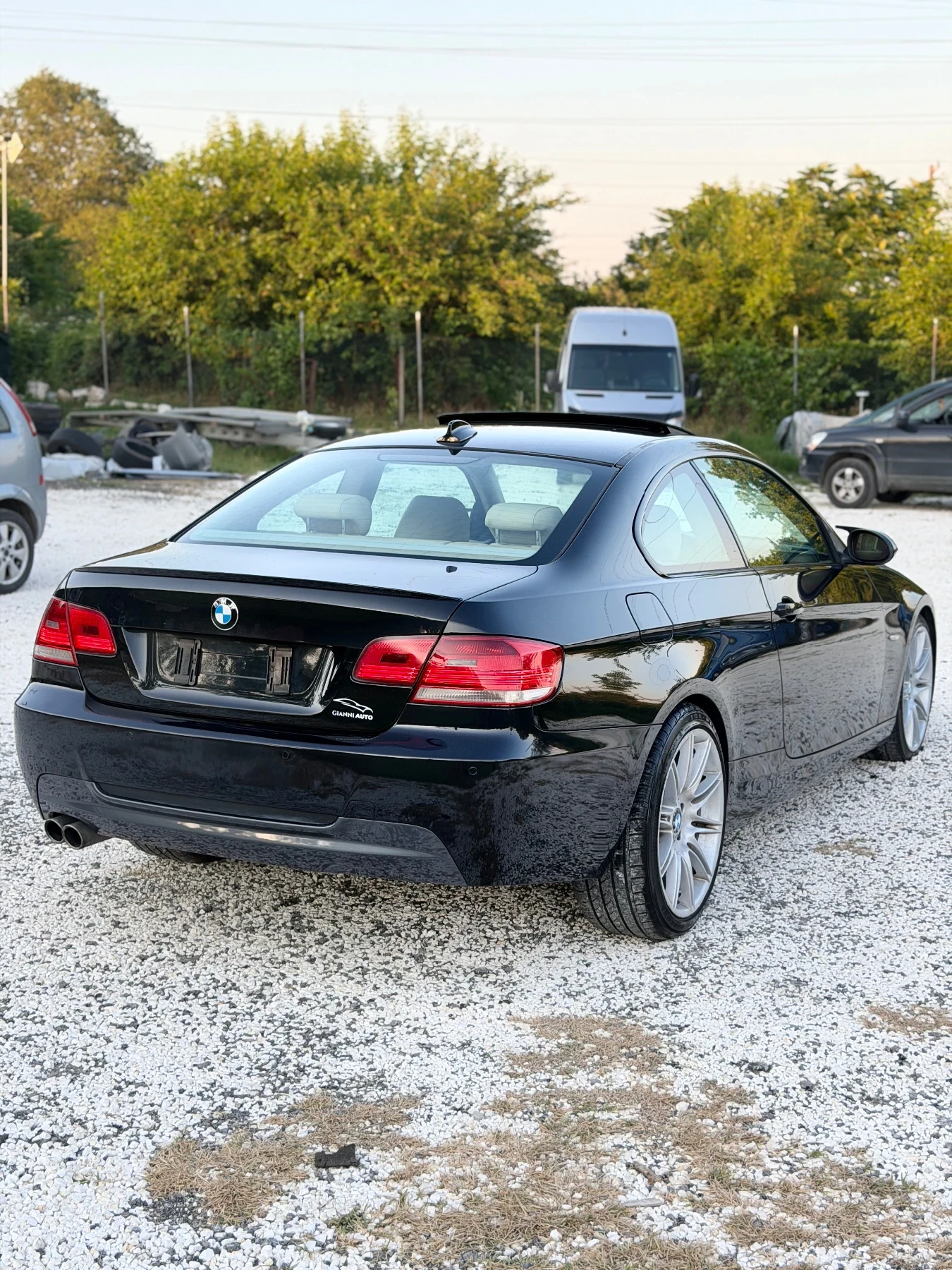 BMW 330 D| M-Packet| 6hp28, снимка 11 - Автомобили и джипове - 54990638