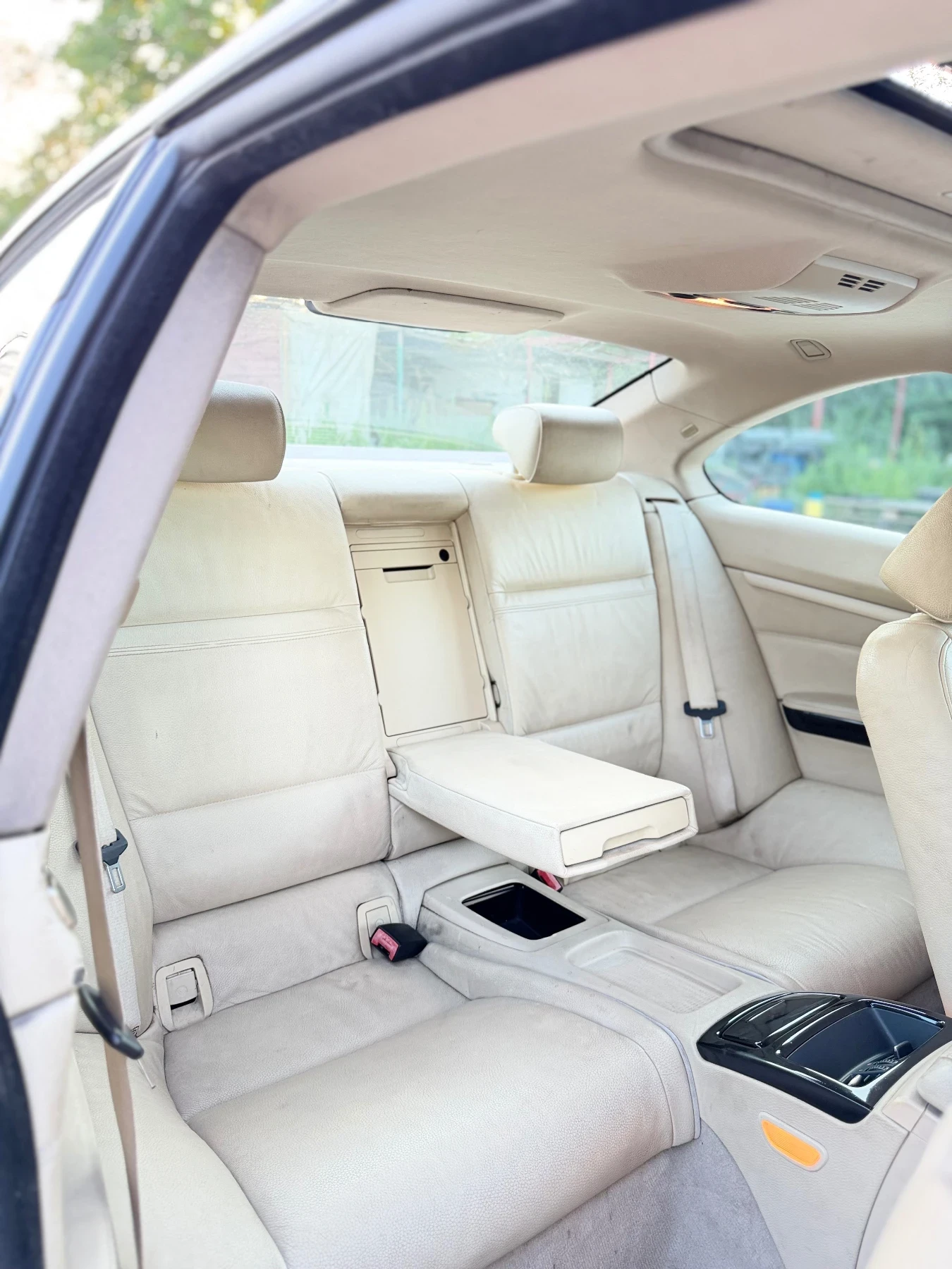 BMW 330 D| M-Packet| 6hp28, снимка 16 - Автомобили и джипове - 54990638