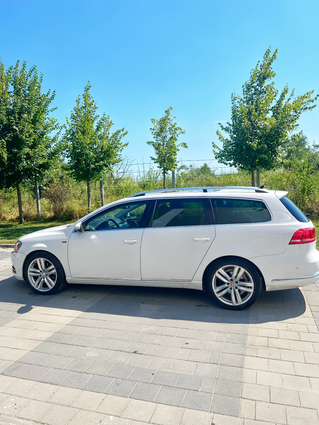 VW Passat 2.0 B7, снимка 4 - Автомобили и джипове - 55050483