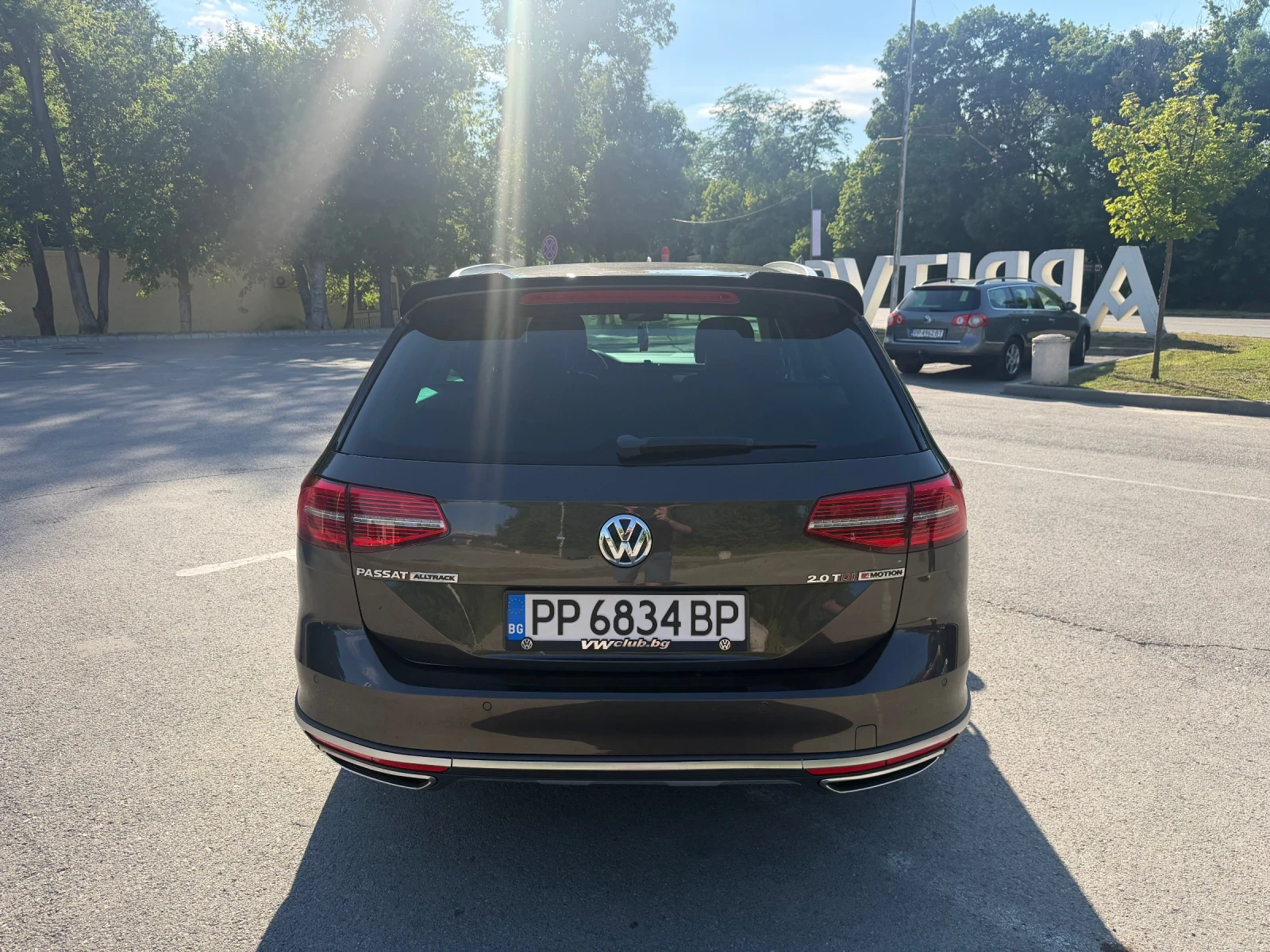 VW Alltrack VW Passat B8 Alltrack 2.0TDI 190кс. 4х4, снимка 2 - Автомобили и джипове - 55074602