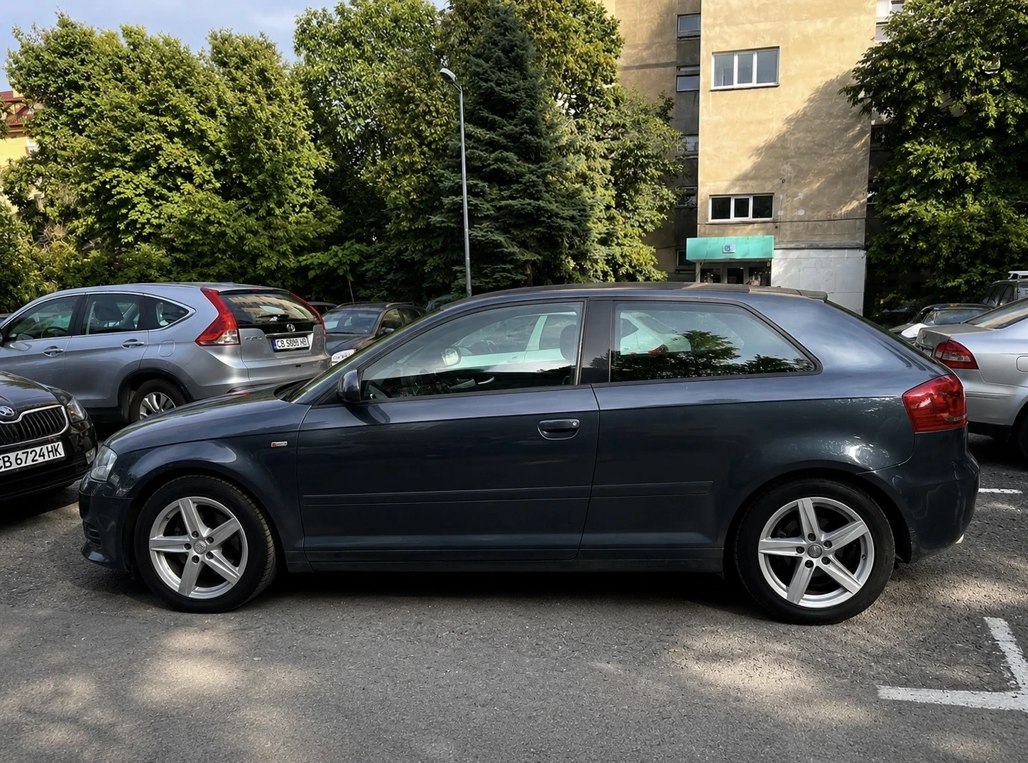 Audi A3 2.0TDI / DSG / S line - 2 врати, снимка 2 - Автомобили и джипове - 55501415