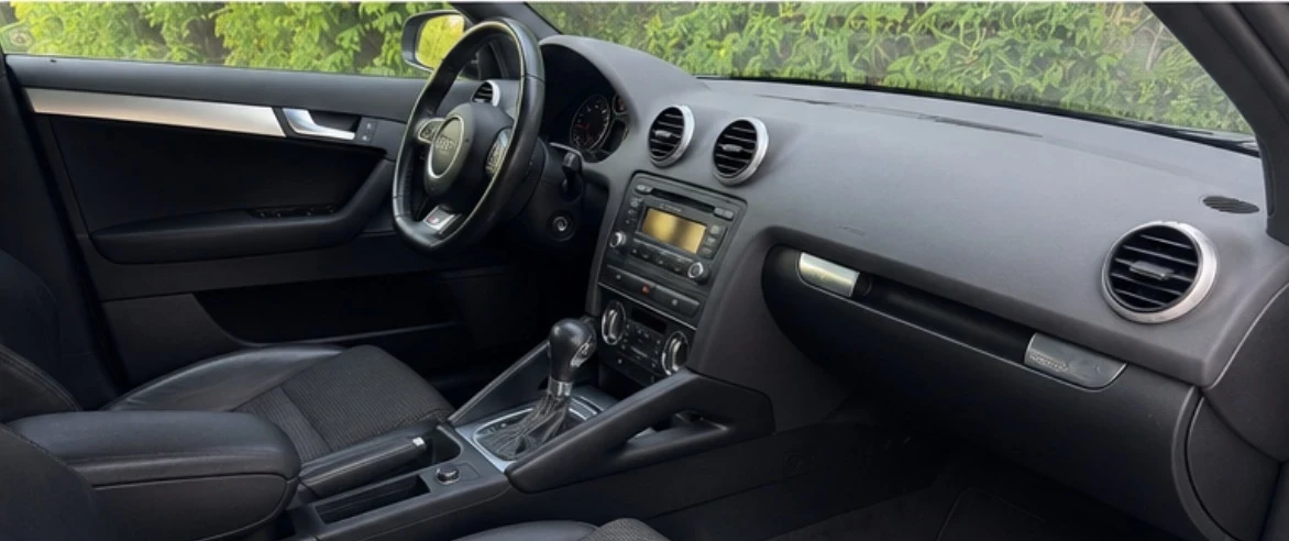 Audi A3 2.0TDI / DSG / S line - 2 врати, снимка 5 - Автомобили и джипове - 55501415