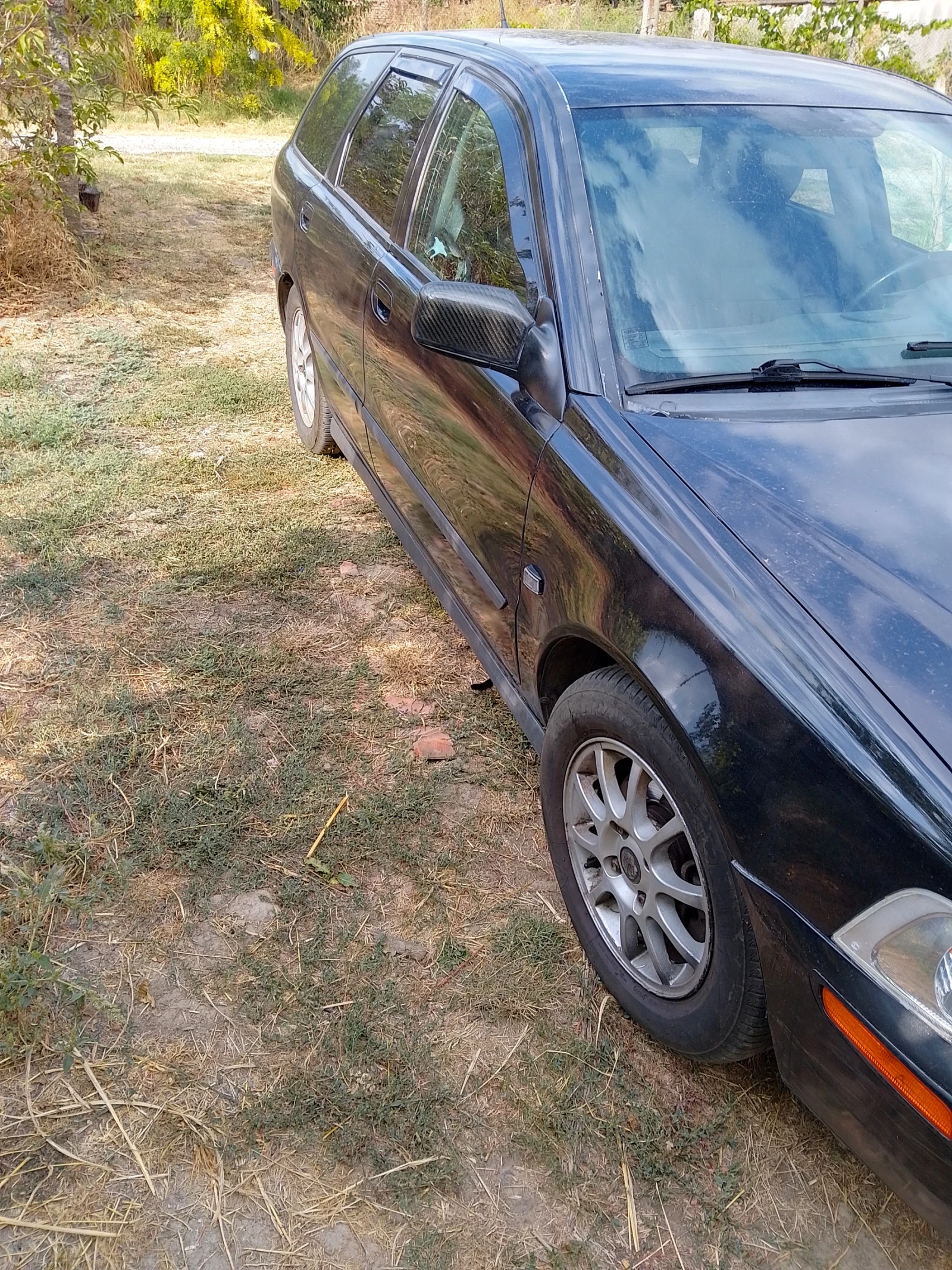 Volvo V40 1.9 d, снимка 5 - Автомобили и джипове - 56058869