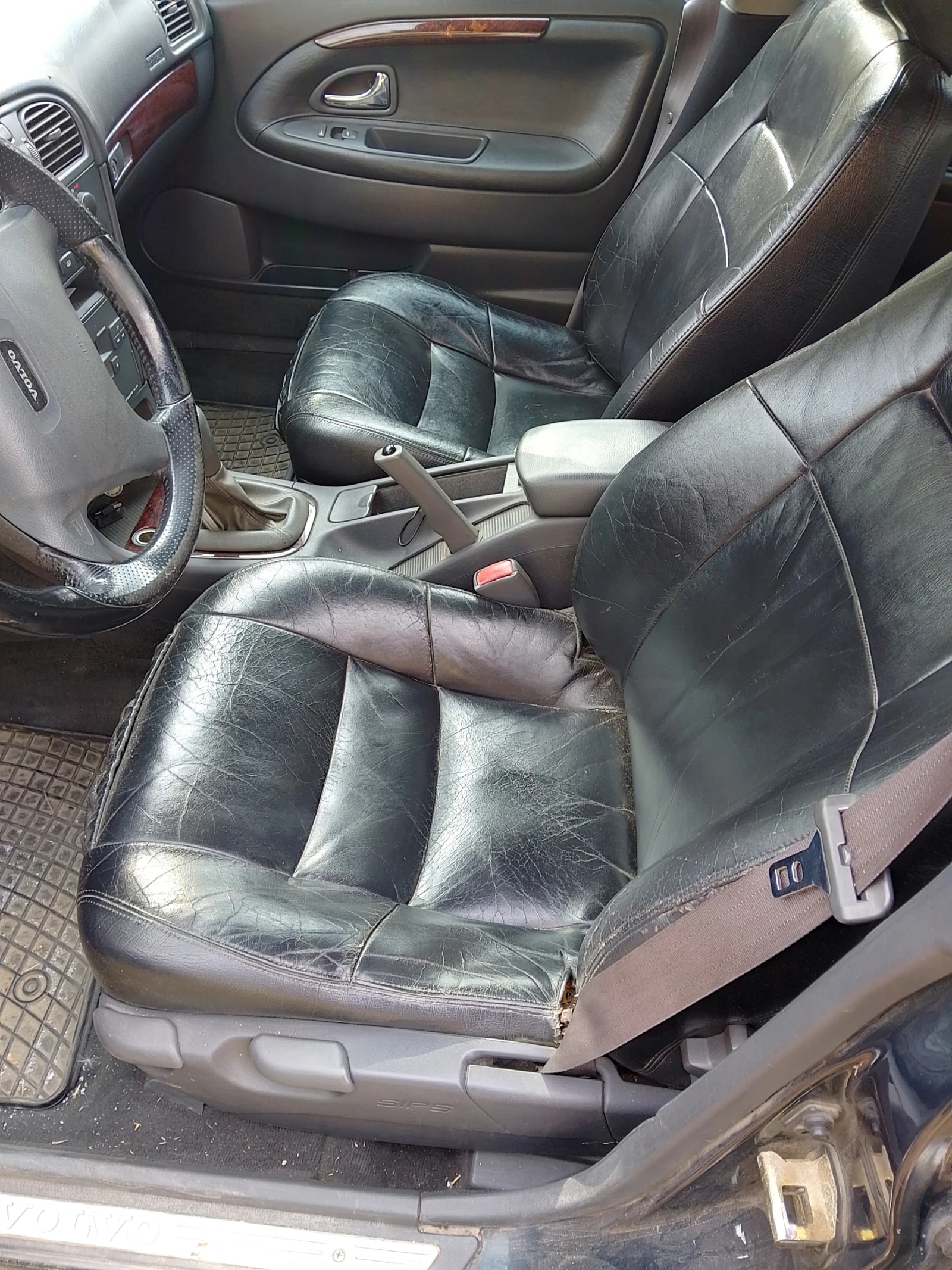 Volvo V40 1.9 d, снимка 12 - Автомобили и джипове - 56058869