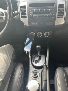 Mitsubishi Outlander 2.4= 170ks = АВТОМАТ= 4х4= 7МЕСТА= KEYLES= ГАЗ - 25000 лв. - 25271510 | Car24.bg
