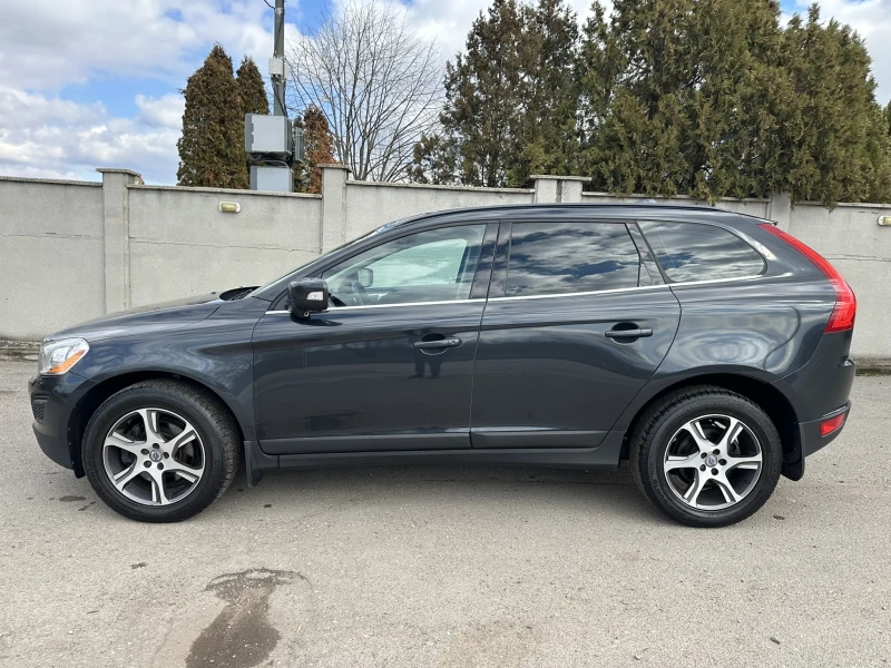 Volvo XC60 D5 215, снимка 8 - Автомобили и джипове - 49351463