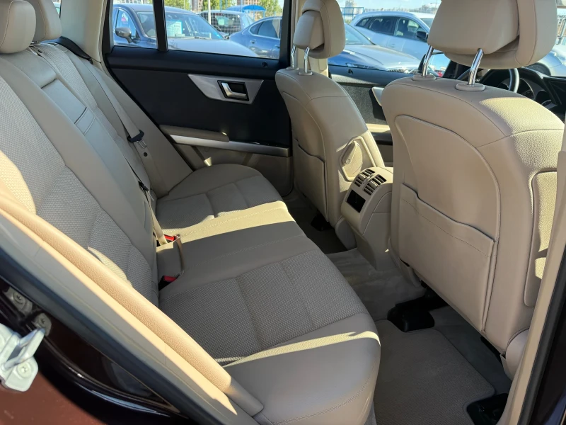 Mercedes-Benz GLK 2.5CDI 4-MATIC CH Navi , снимка 8 - Автомобили и джипове - 51521137