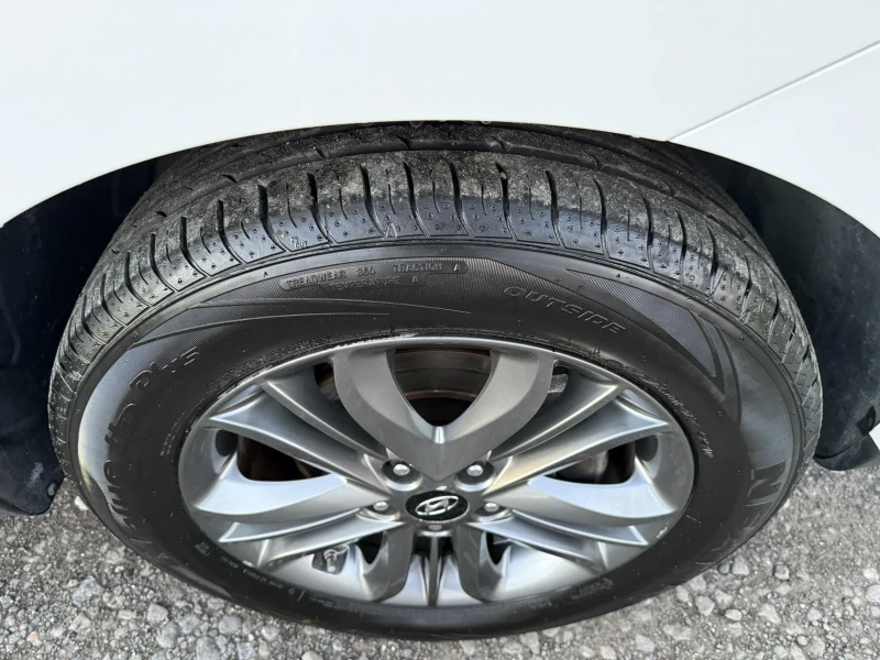 Hyundai IX35 1, 7CRDI, снимка 16 - Автомобили и джипове - 52457951