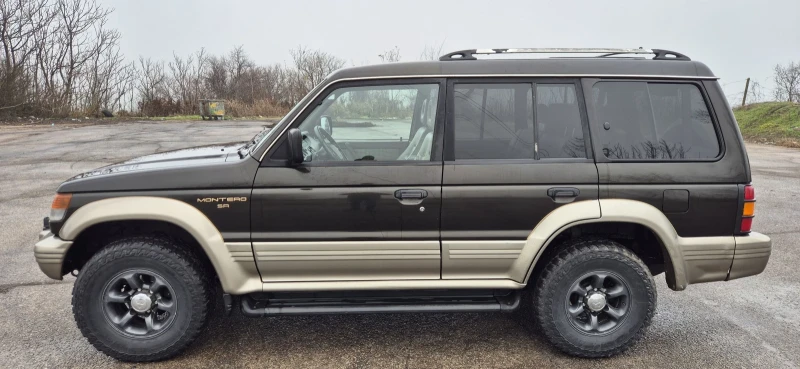Mitsubishi Pajero 3.5 SR, снимка 2 - Автомобили и джипове - 52871809