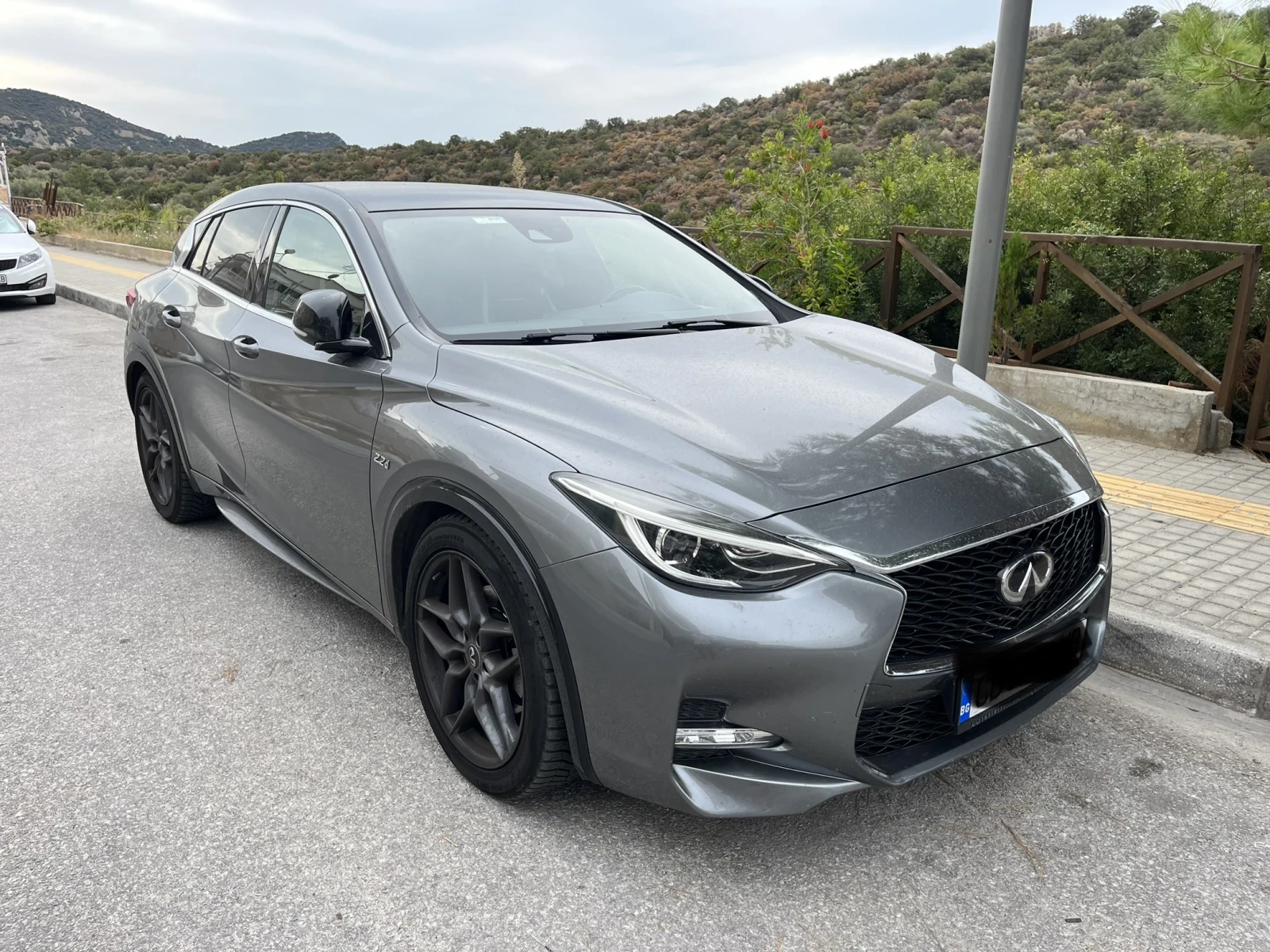 Infiniti Q30  2.2d AWD Sport - [1] 