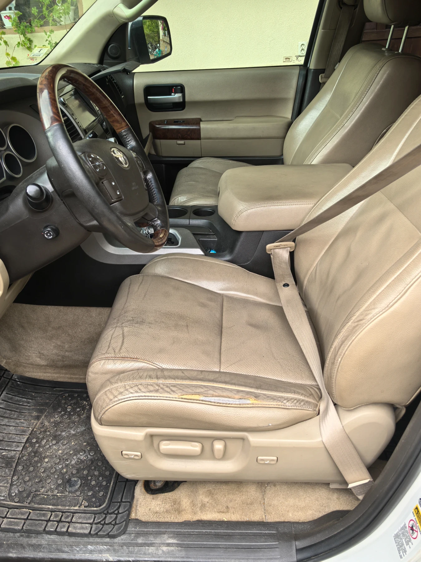 Toyota Sequoia 5.7 ПЛАТИНУМ - изображение 9