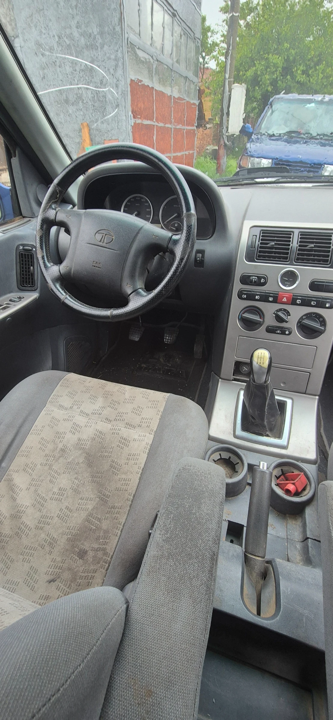 Tata Safari  -   | Mobile.bg   11