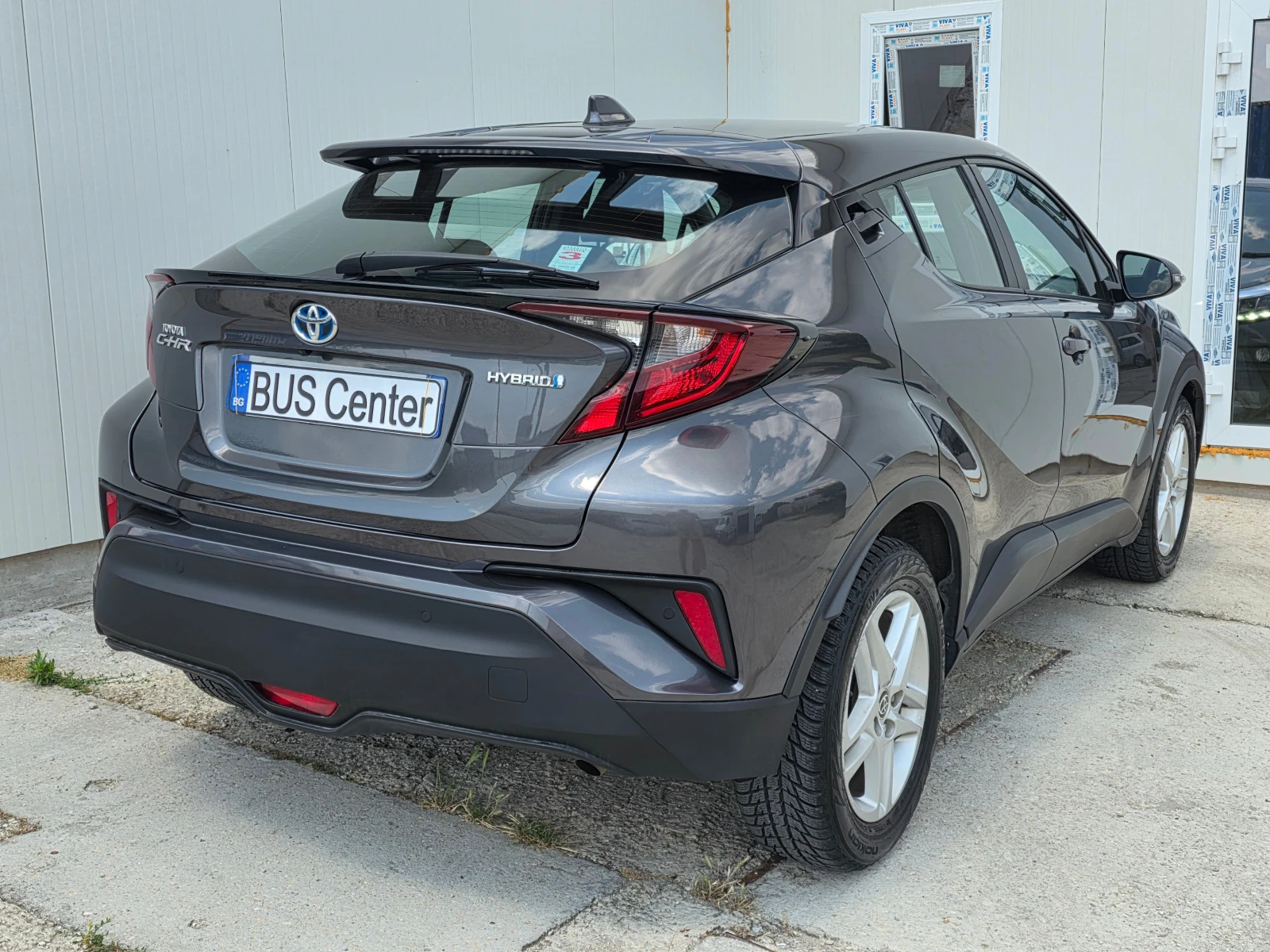 Toyota C-HR 1.8 Hybrid Dynamic Business 2WD E-CVT.Лизинг, снимка 4 - Автомобили и джипове - 53193026
