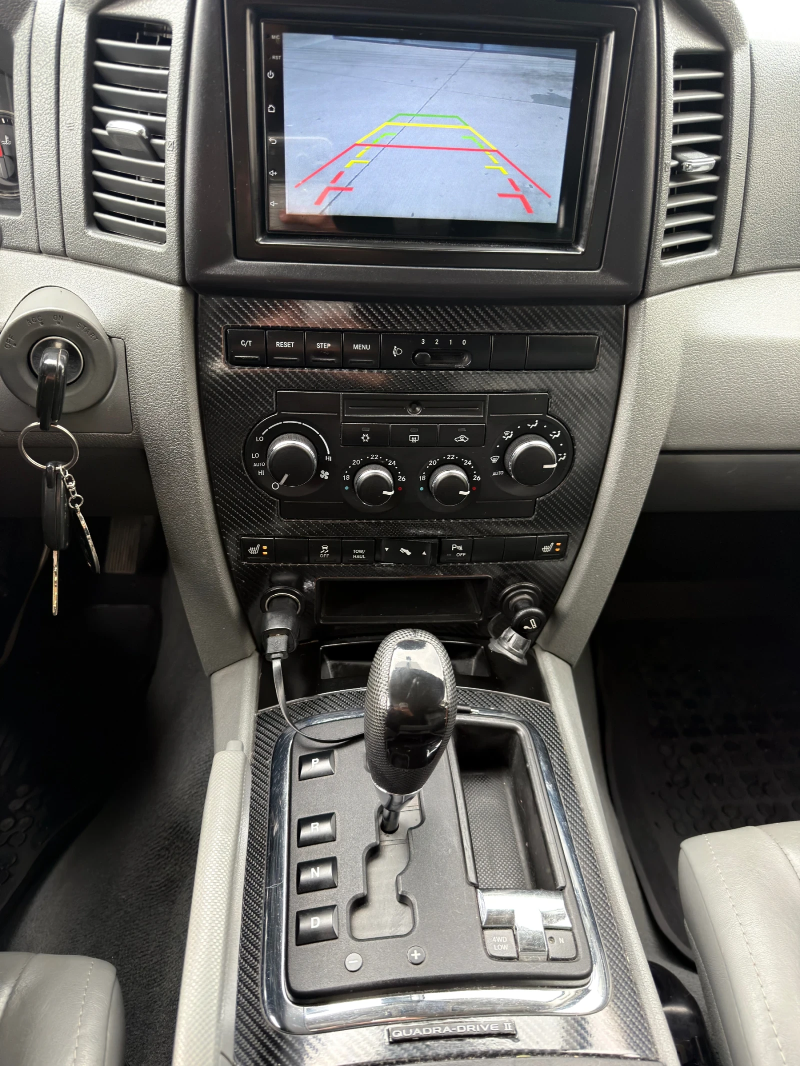 Jeep Grand cherokee 5.7 HEMI LPG Уникат, снимка 16 - Автомобили и джипове - 54410603