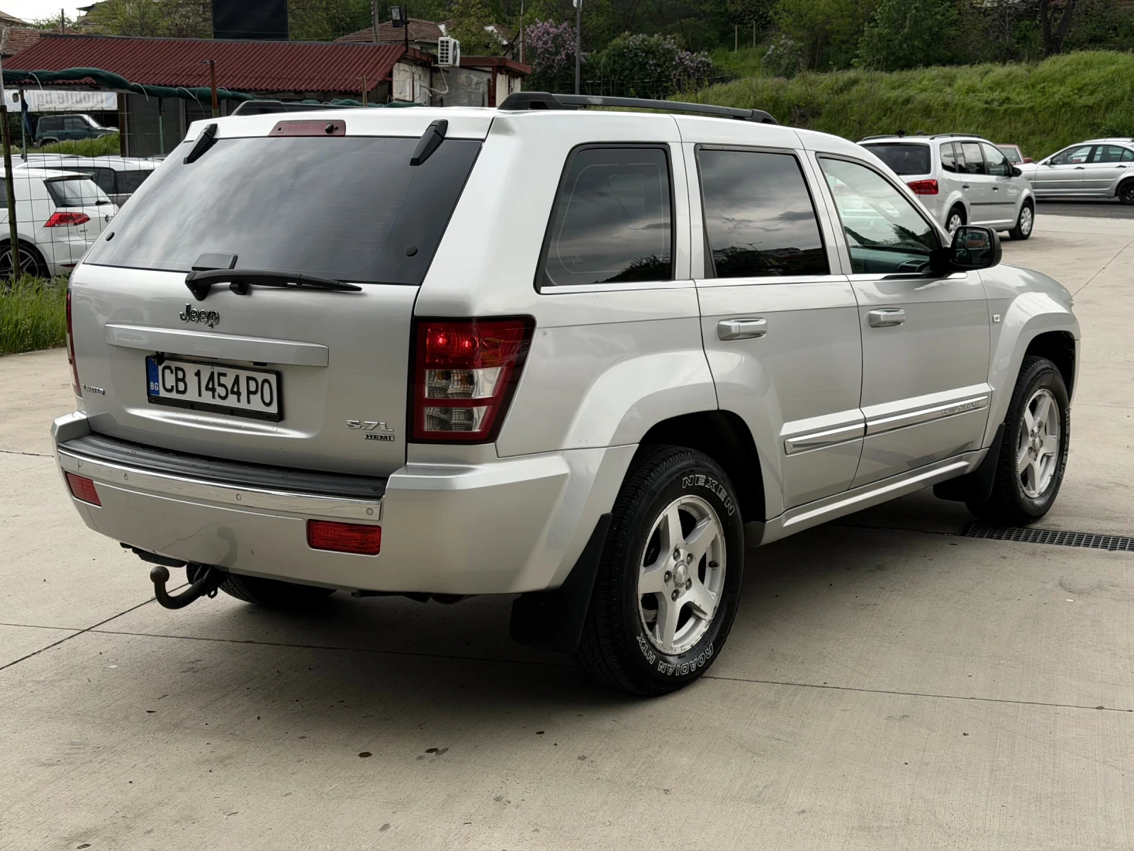 Jeep Grand cherokee 5.7 HEMI LPG Уникат, снимка 6 - Автомобили и джипове - 54410603