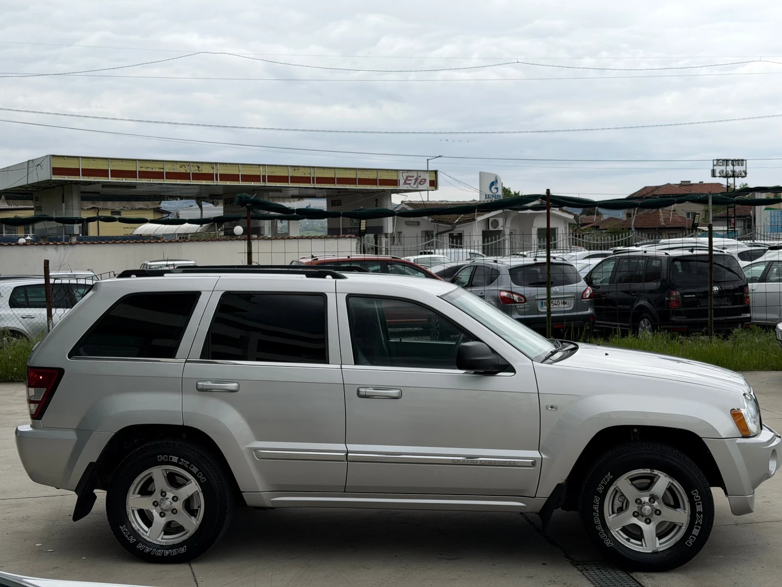 Jeep Grand cherokee 5.7 HEMI LPG Уникат, снимка 7 - Автомобили и джипове - 54410603