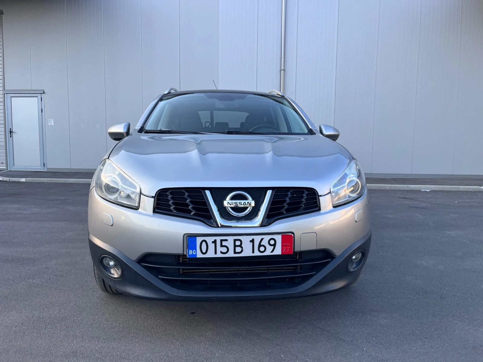Nissan Qashqai 1.6 dCi * * Navi * * Panorama * * Qashqai+ 2, снимка 2 - Автомобили и джипове - 55143466