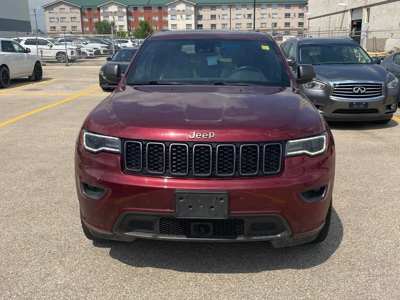 Jeep Grand cherokee * 80th Anniversary Edition * CARFAX * ОПЦИЯ ЗА ФИН, снимка 6 - Автомобили и джипове - 55406942