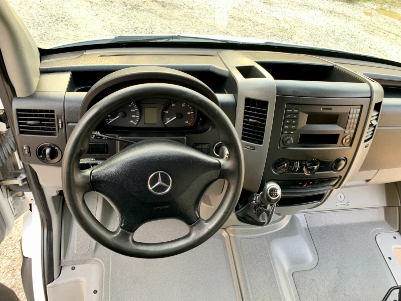 Mercedes-Benz Sprinter 4.30м. МЕЖДУОСИЕ* EURO 6* FACELIFT* ТОП СЪСТОЯНИЕ, снимка 13 - Бусове и автобуси - 52748820