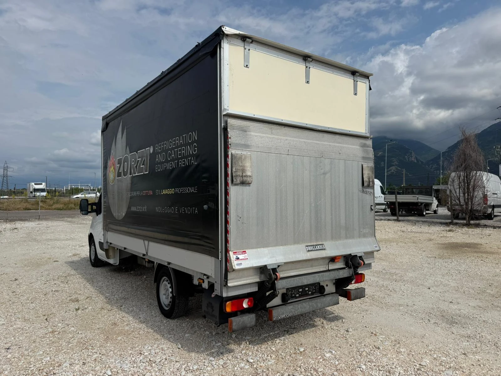 Renault Master 35S15 БРЕЗЕНТОВ/4.90М БОРД КЛИМА* ПЕРФЕКТЕН, снимка 6 - Бусове и автобуси - 54948344